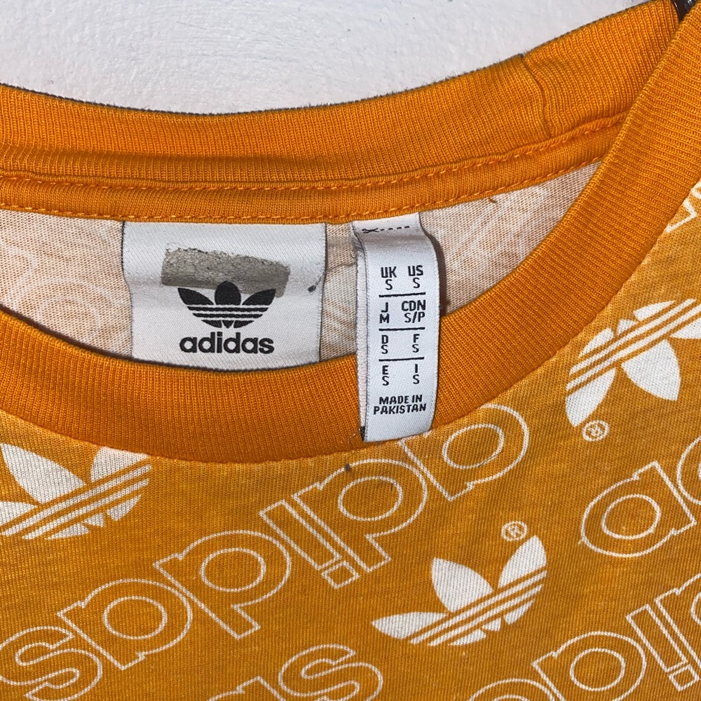 Adidas - Picture 2 of 3